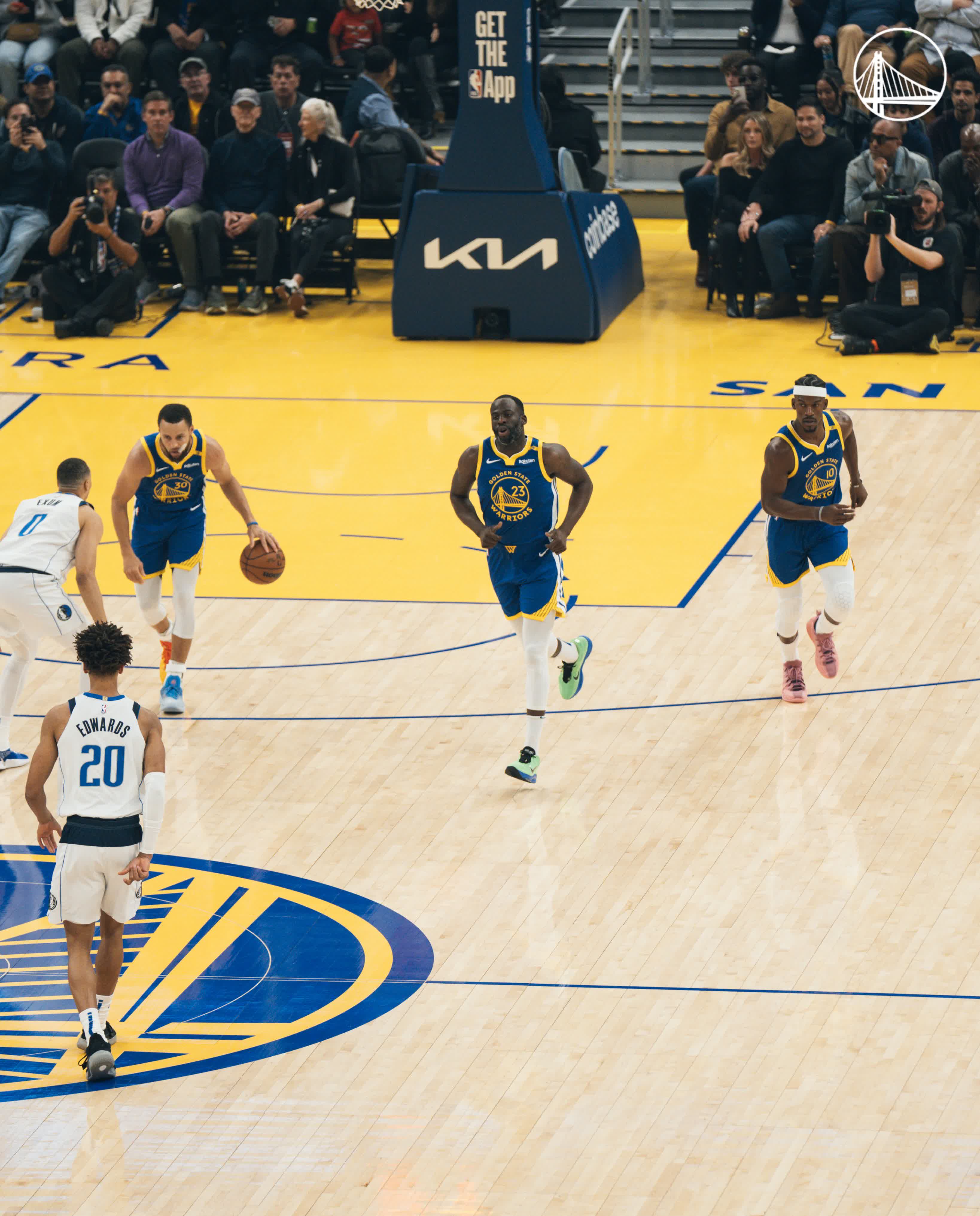 巴特勒迎来十赛季高光表现，独行侠球迷沸腾！的简单介绍