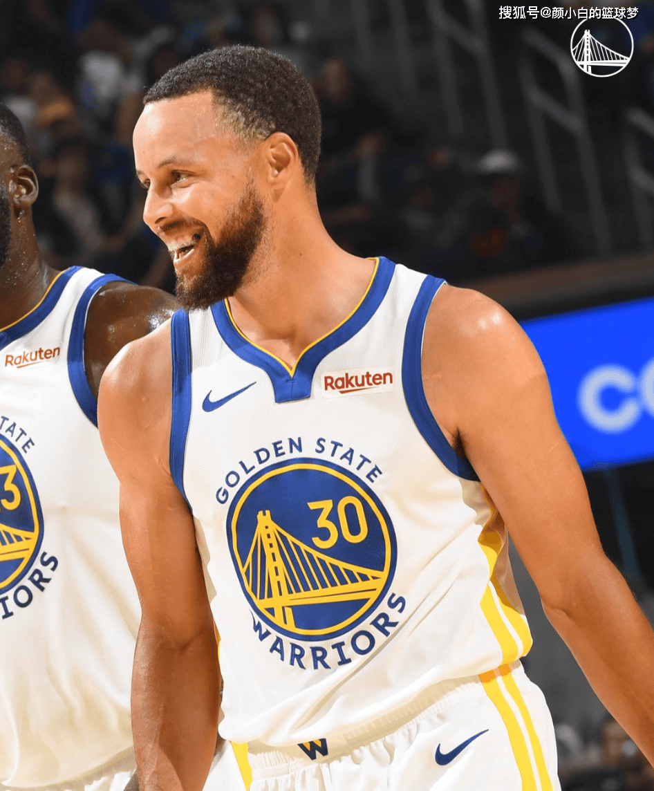 库里迎来十五赛季高光表现,G2球迷沸腾!的简单介绍 库里迎来十五赛季高光表现,G2球迷沸腾!的简单介绍